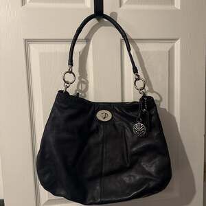 Coach Hamptons XL #15405 Limited Edition Hobo Handbag black Leather